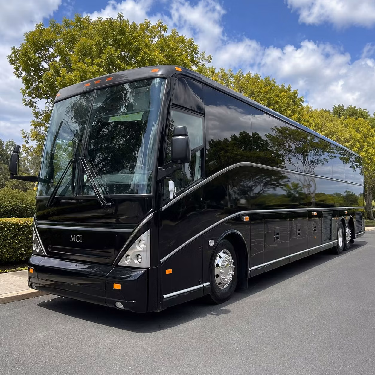 parsippanytroyhillscharterbuscompany com lets you compare party buses and charter buses for any parsippany troy hills concert night